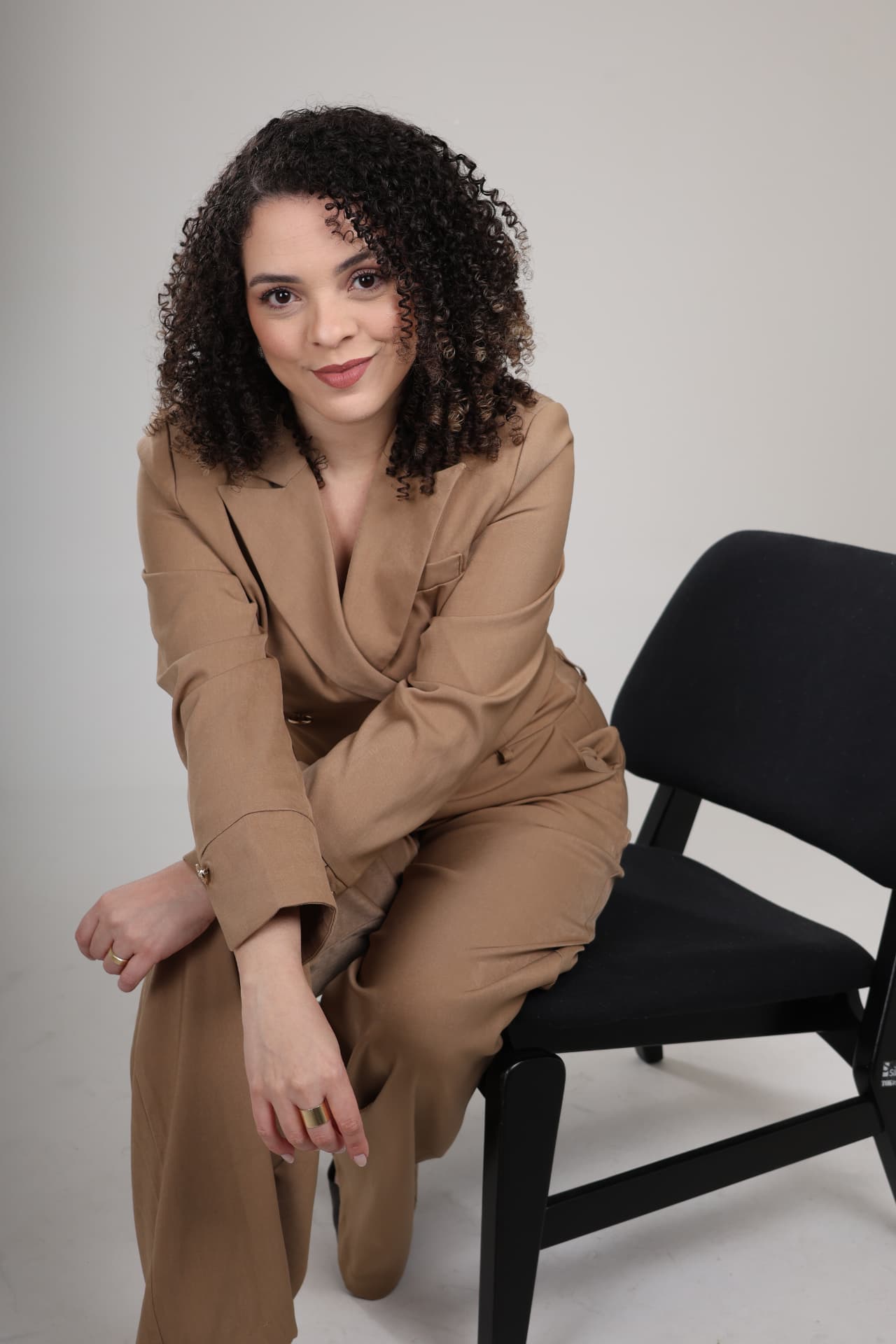 Retrato em preto e branco de Marília Ramos